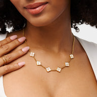 Pearl Clover Custom Name Necklace (Gold)