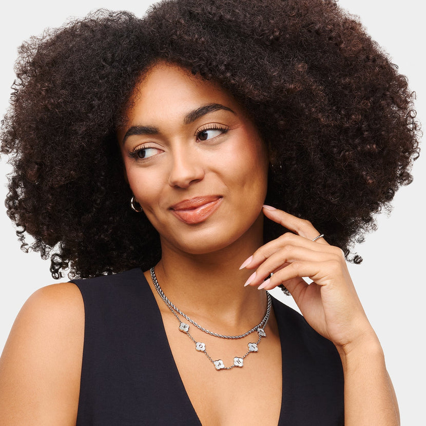 Pearl Clover Custom Name Necklace (Silver)