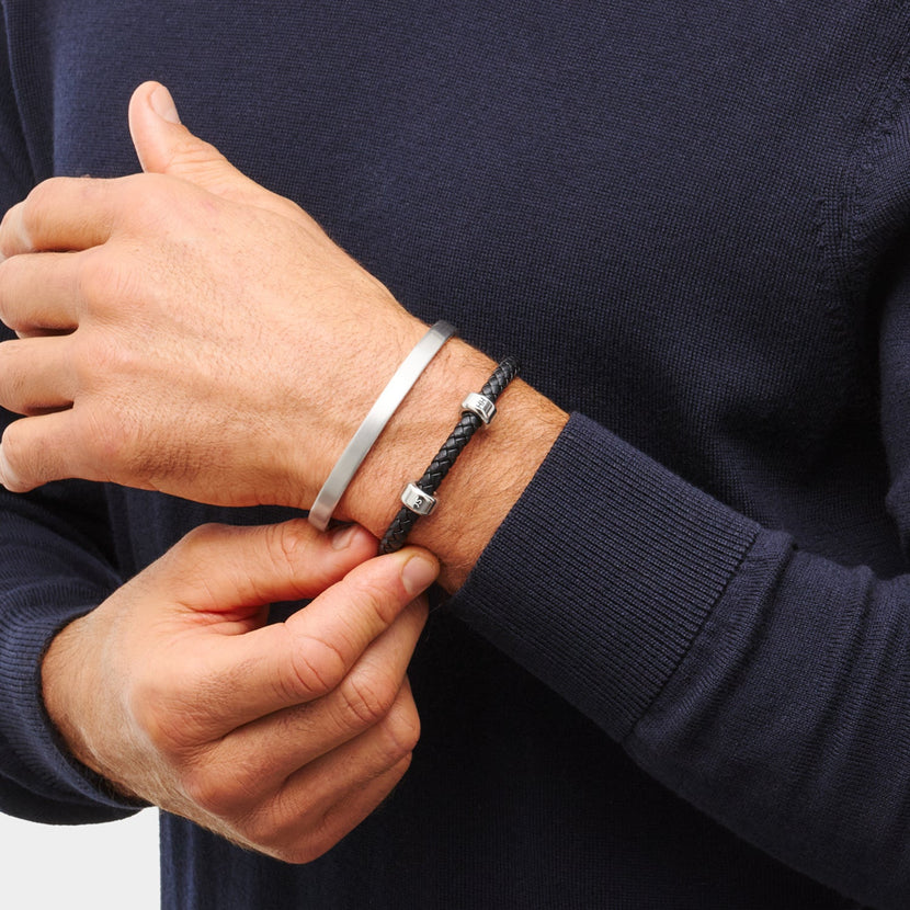 Men's Black Bonded Leather Engravable Bracelet (Silver)