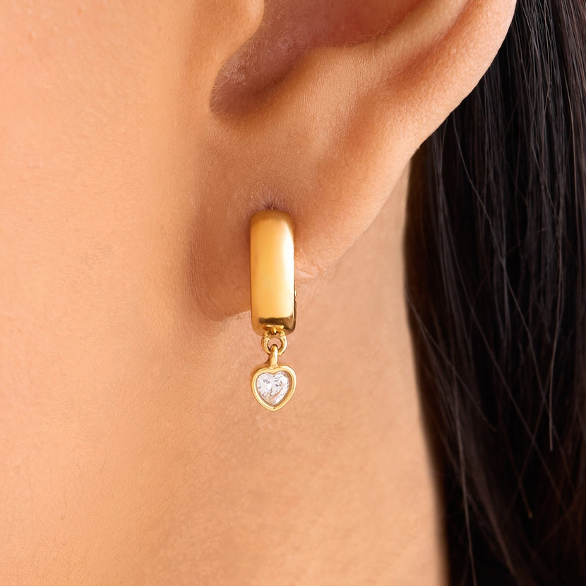 Chunky Heart Huggie Hoop Earrings (Gold)