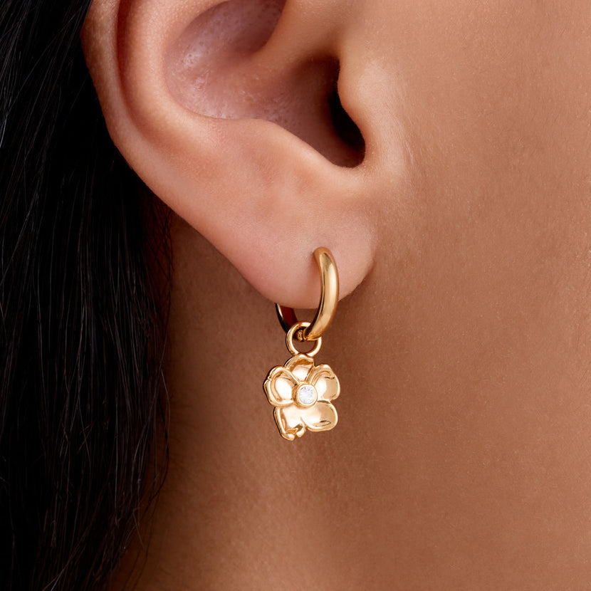 Flower Huggie Earrings (Gold)