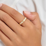 Pavé Crystal Heart Ring (Gold)