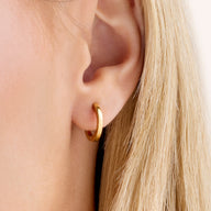 Round Huggie Hoop Earrings (Gold)