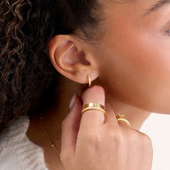 Round Huggie Hoop Earrings (Gold)
