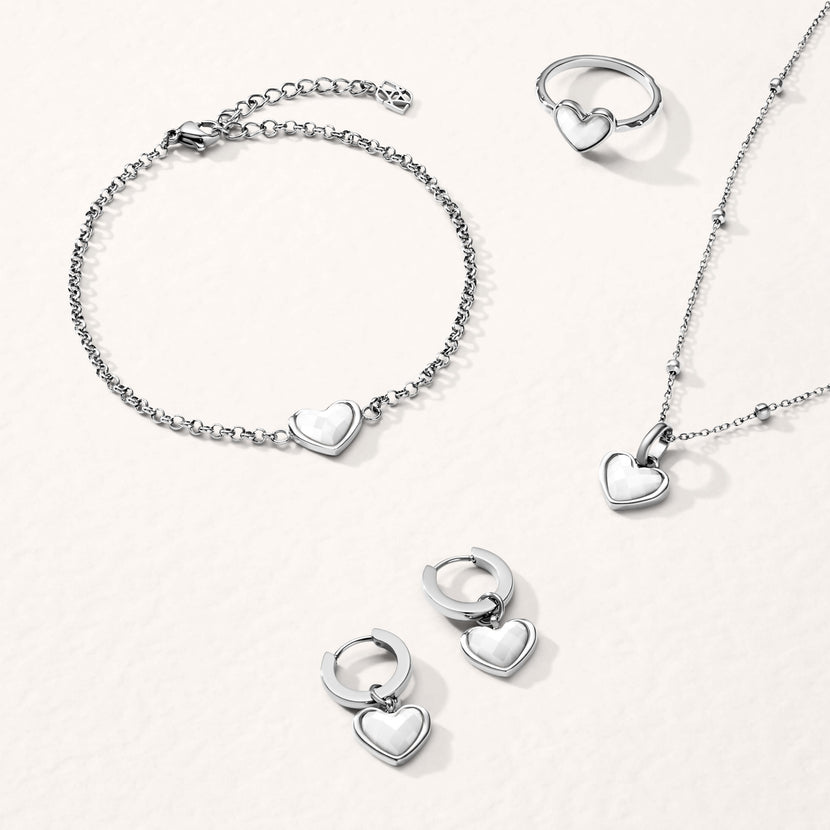 White Quartz Heart Necklace (Silver)