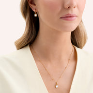 White Quartz Cushion Necklace & Earrings Set (Gold)