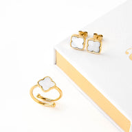 Pearl Clover Ring (Gold)