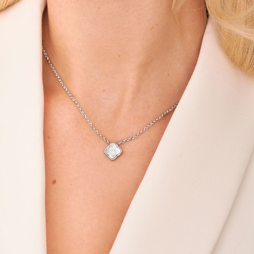 Pearl Clover Necklace (Silver)