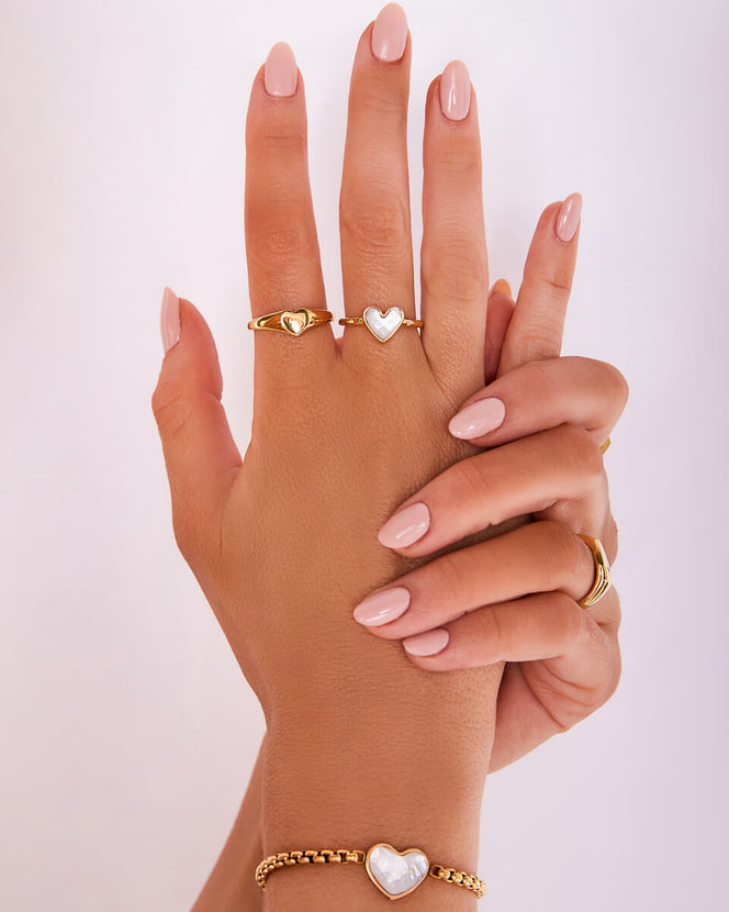 White Quartz Heart Ring (Gold)