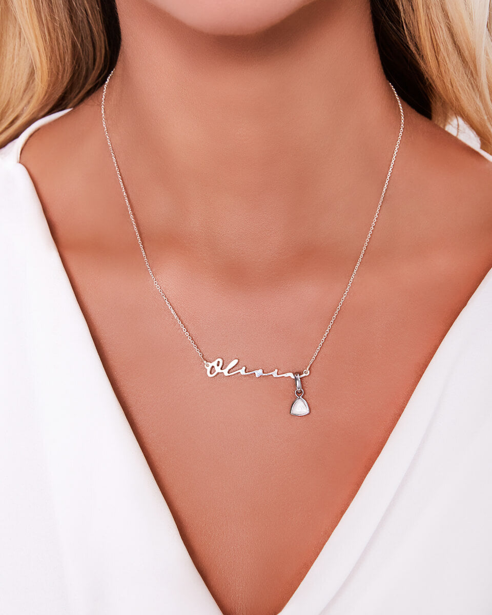 Name necklace in silver Clearance