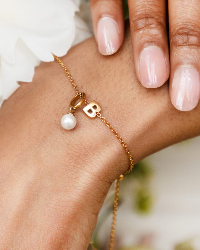 Mini Pearl Pendant (Gold)