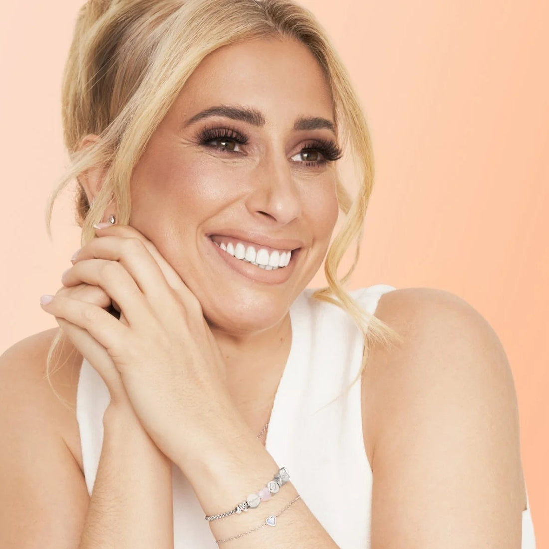 How the hottest celebs are styling their jewellery sets