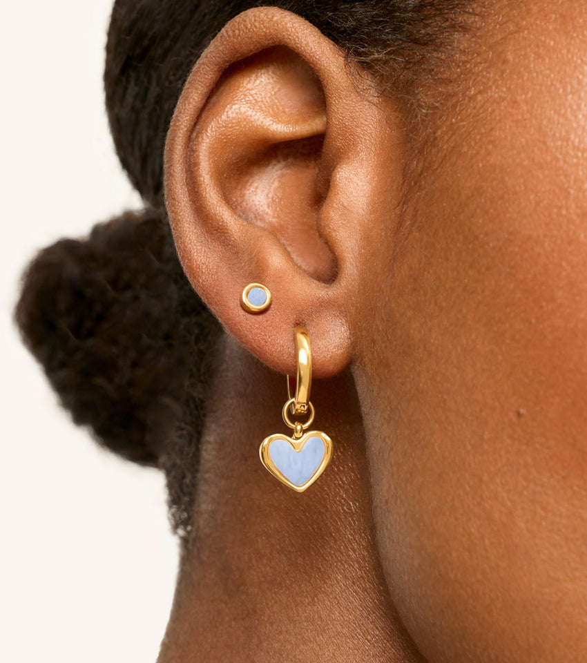 Light Blue Lace Agate Heart Huggie Earrings Set (Gold)
