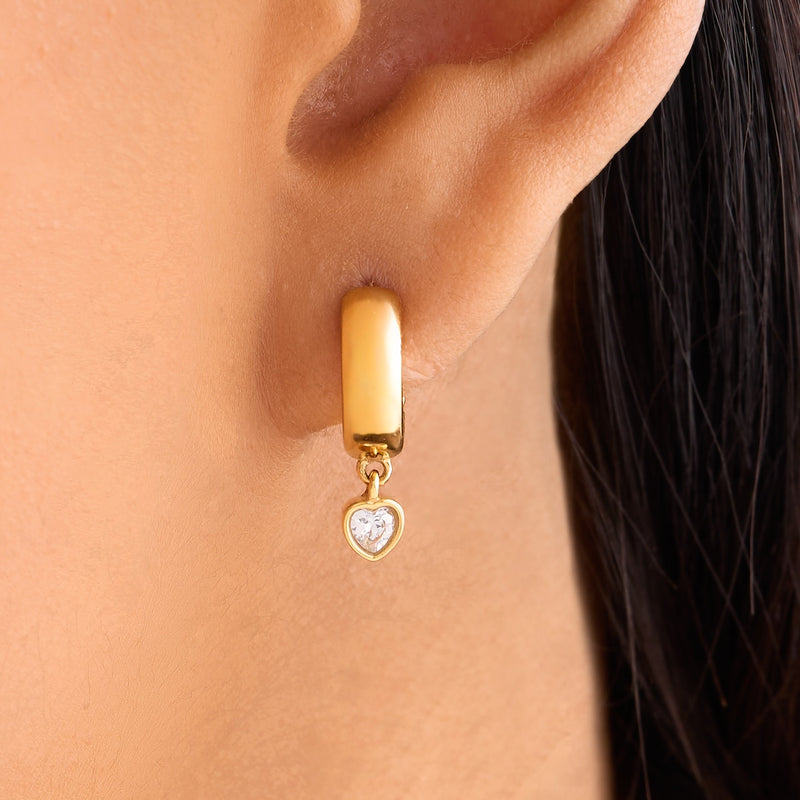 Chunky Heart Huggie Hoop Earrings (Gold)