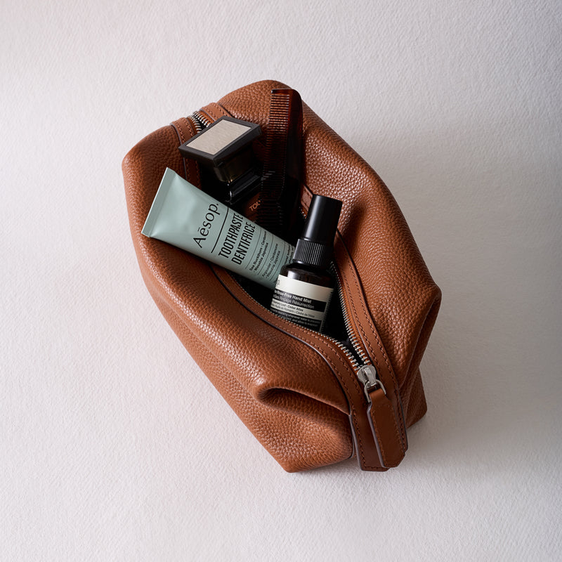 Men's Leather Wash Bag (Tan)