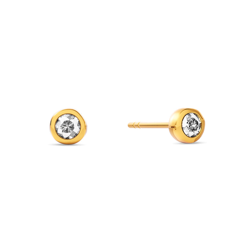 Fine White Topaz Stud Earrings (Gold)