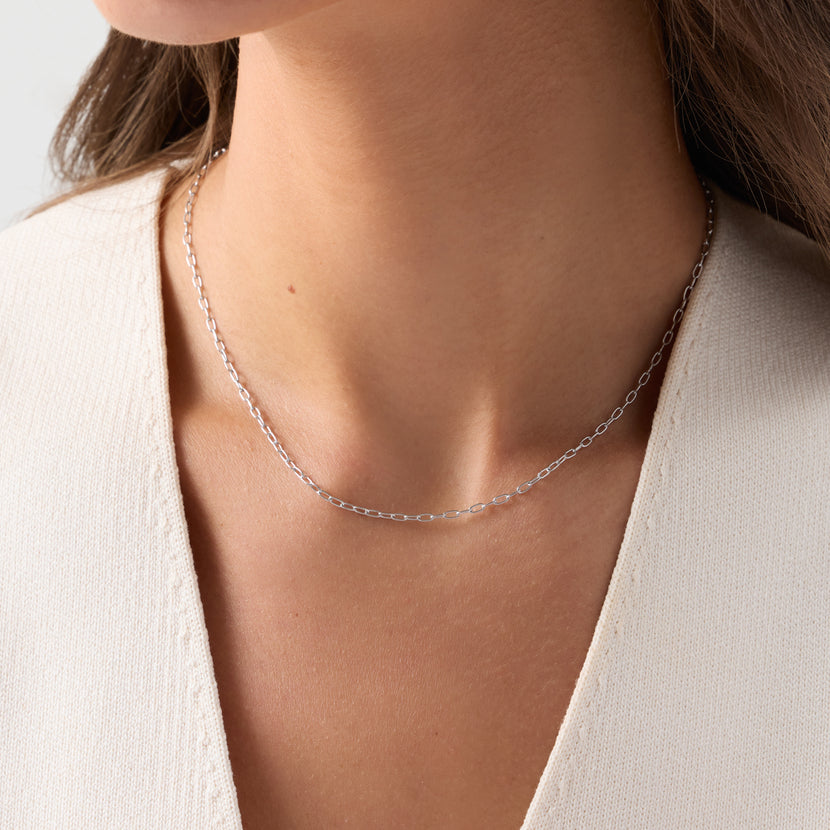 Mini Paperclip Chain Necklace (Silver)