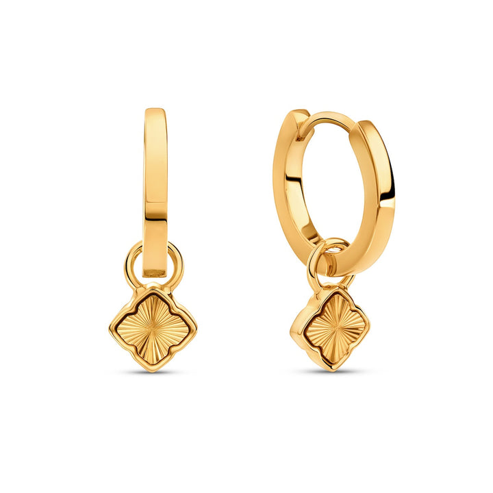 Fine Mini Fluted Clover Huggie Earrings (Gold)
