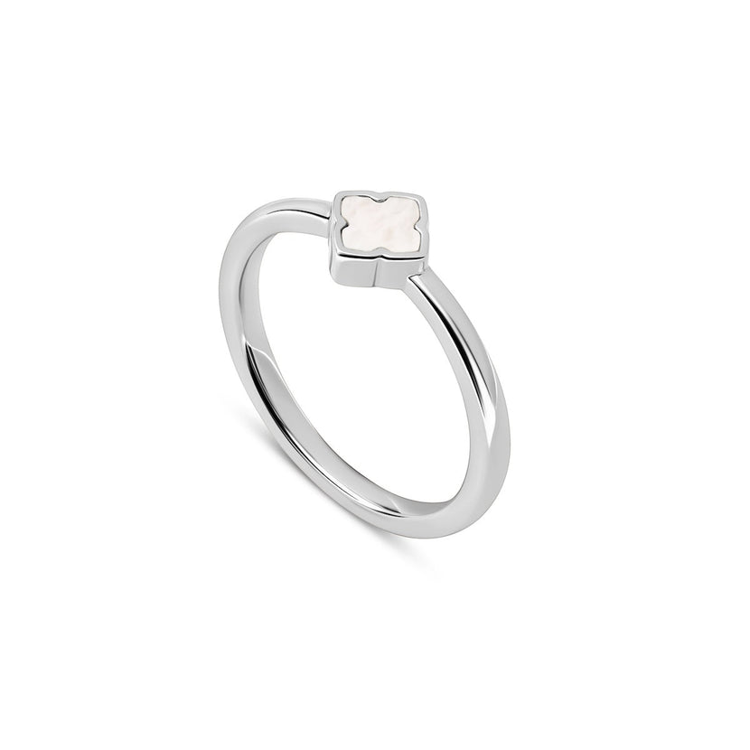 Fine Mini Pearl Clover Ring (Silver)
