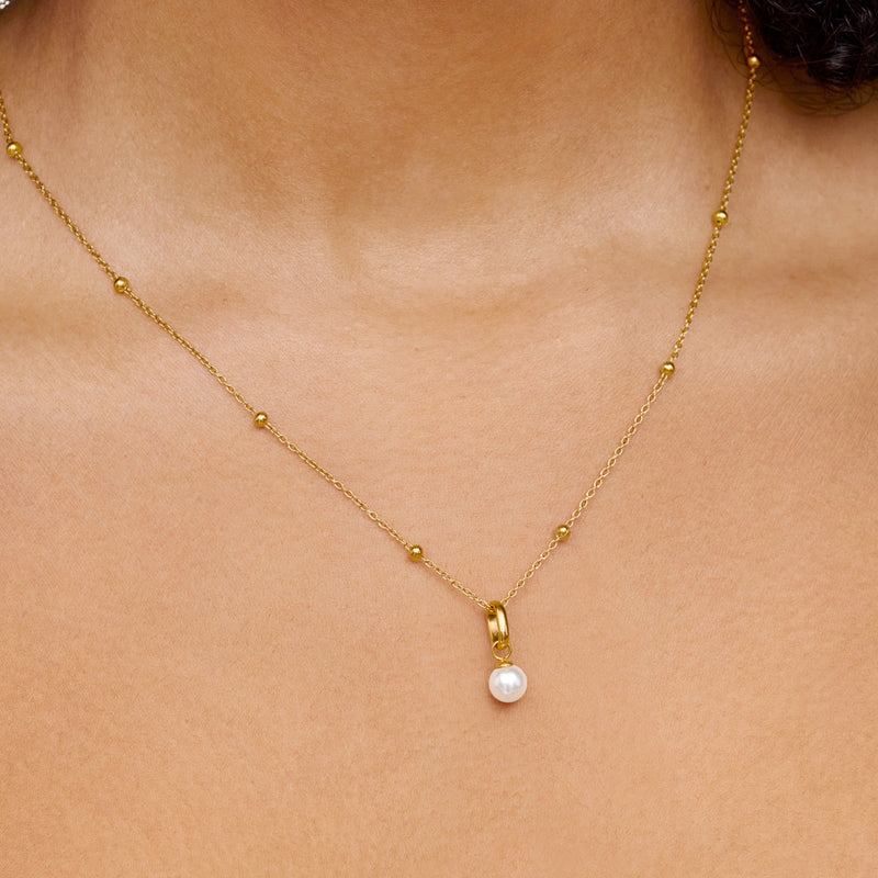 Mini Pearl Necklace (Gold)