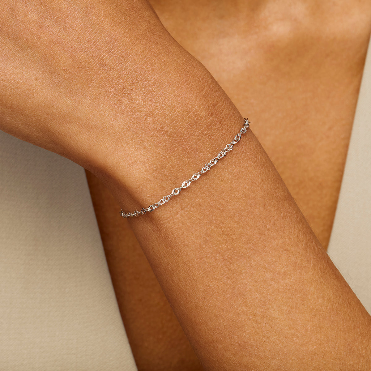 GIFTED / IMPLOSION CHAIN BRACELET ROΦ2TH Twisted Chain Bracelet