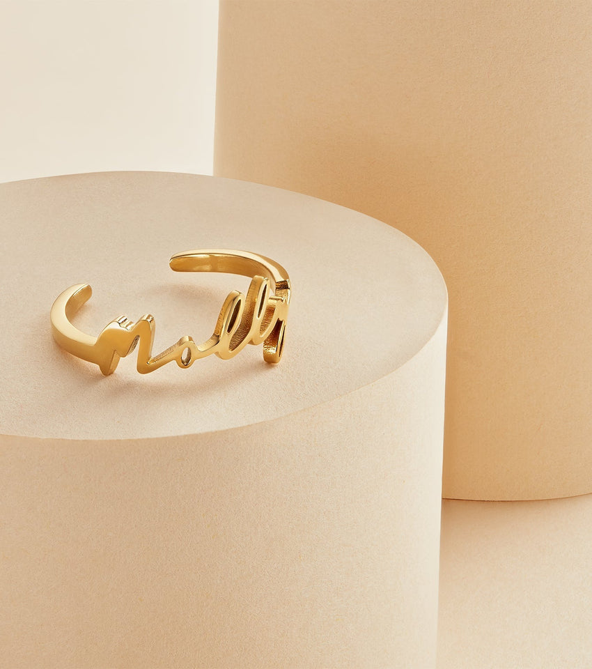 Signature Name Ring (Gold) – Abbott Lyon
