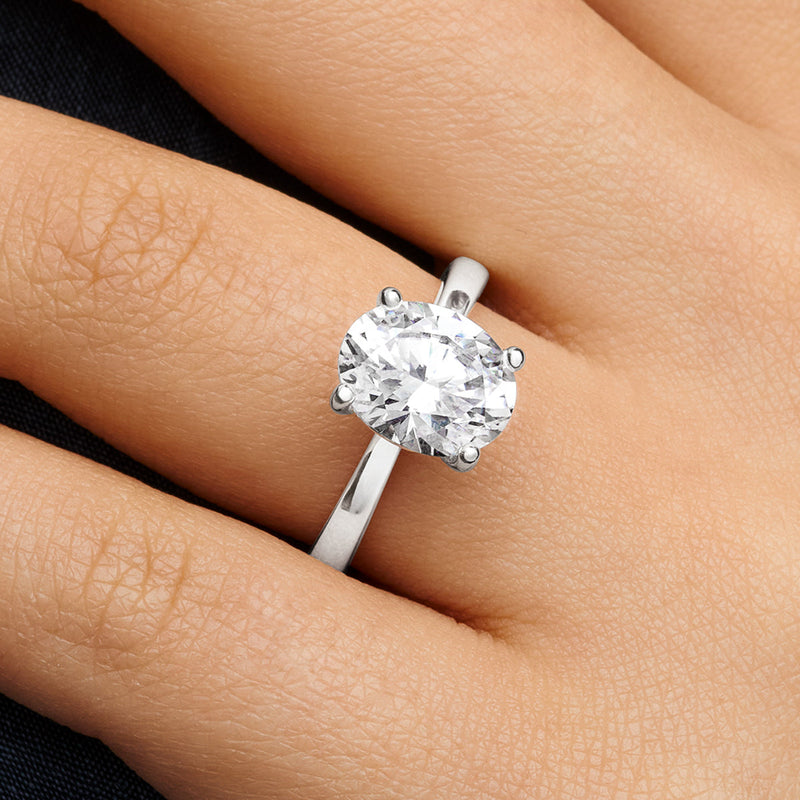 Oval Cut Solitaire Ring 2ct (Silver)