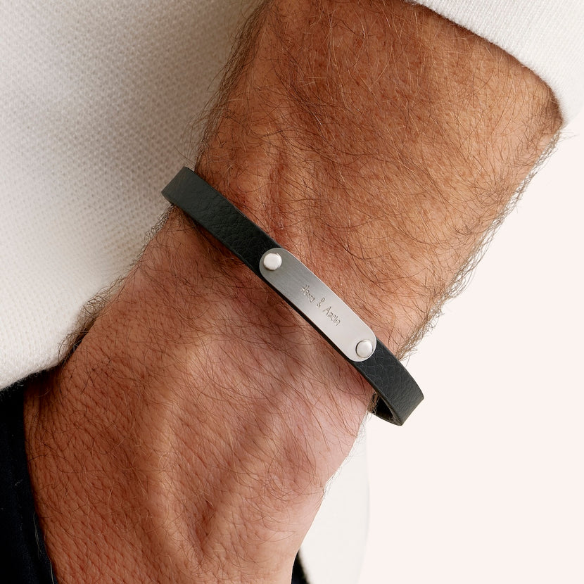 Custom Handwritten Men's Leather Bracelet (Silver)