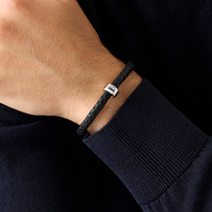 Leather Card Holder & Bonded Leather Bracelet Set (Black)