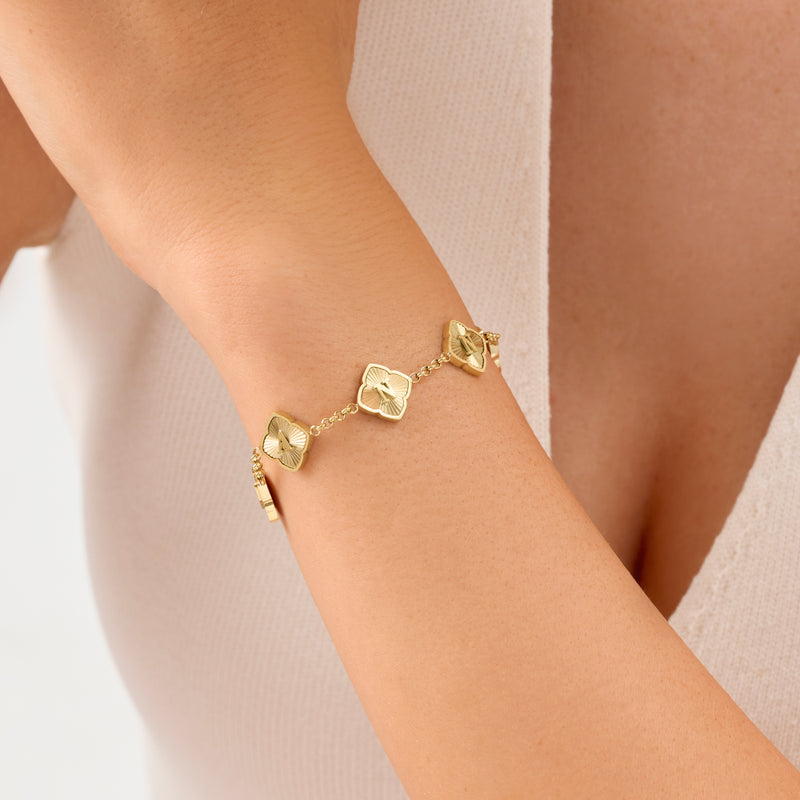 Clover Custom Name Bracelet (Gold)