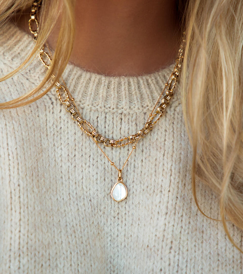 Organic Moonstone Necklace (Gold)