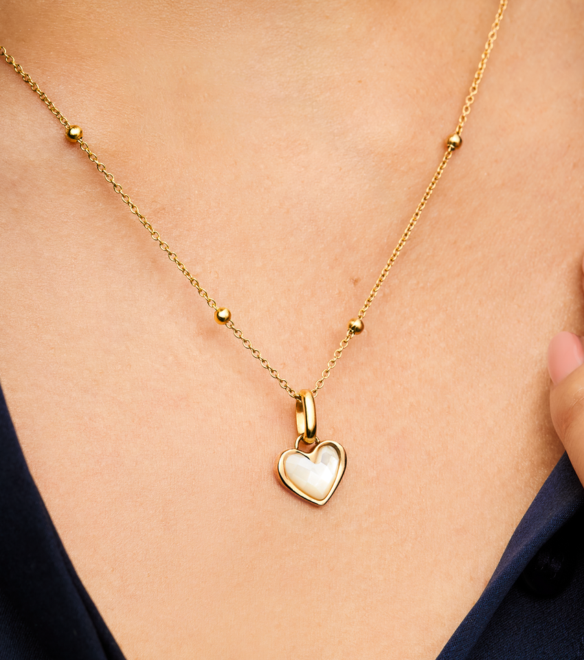 White Quartz Heart Necklace (Gold)