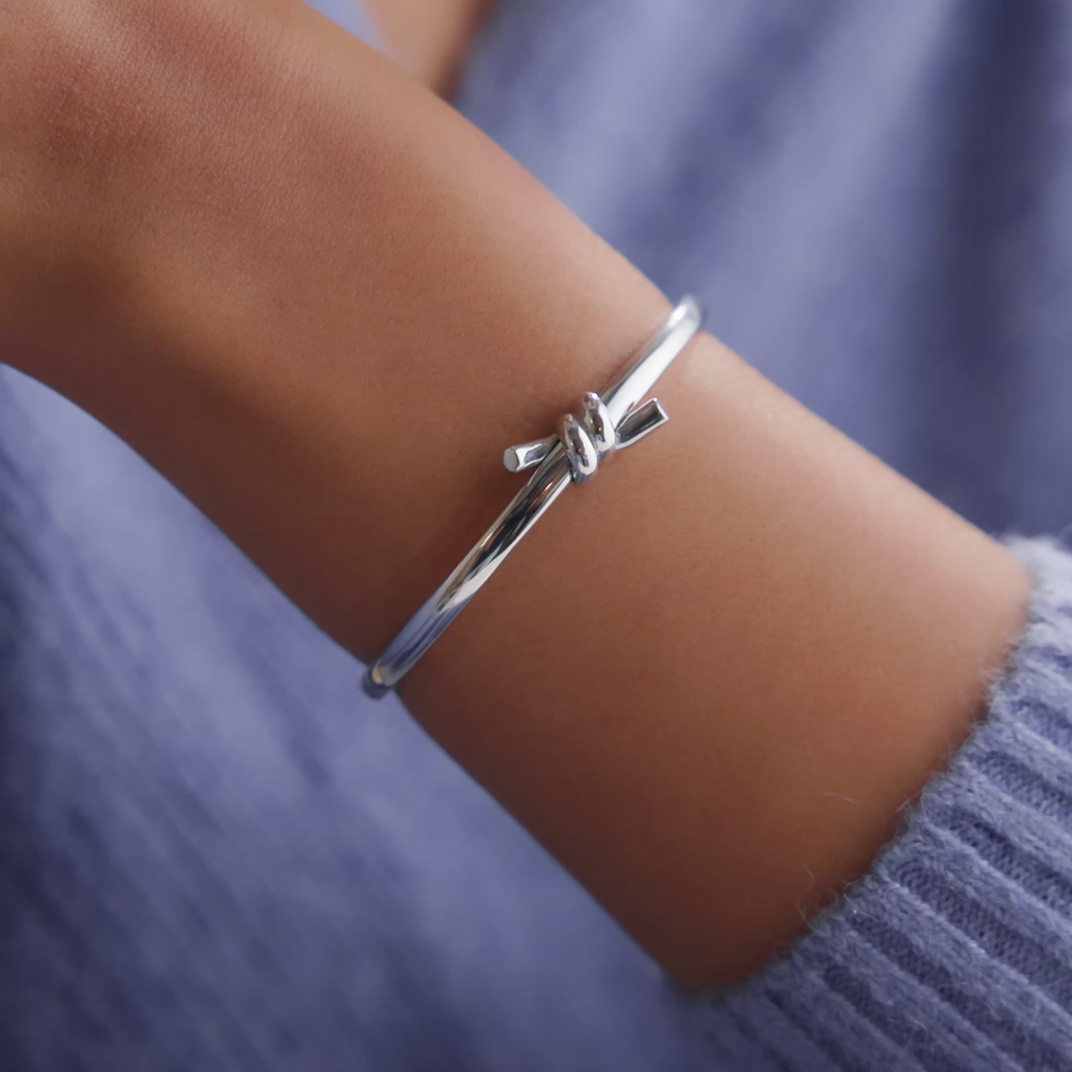 Twisted Knot Bangle (Silver)