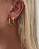 Luxe Curb Chain Huggie Hoops (Gold)