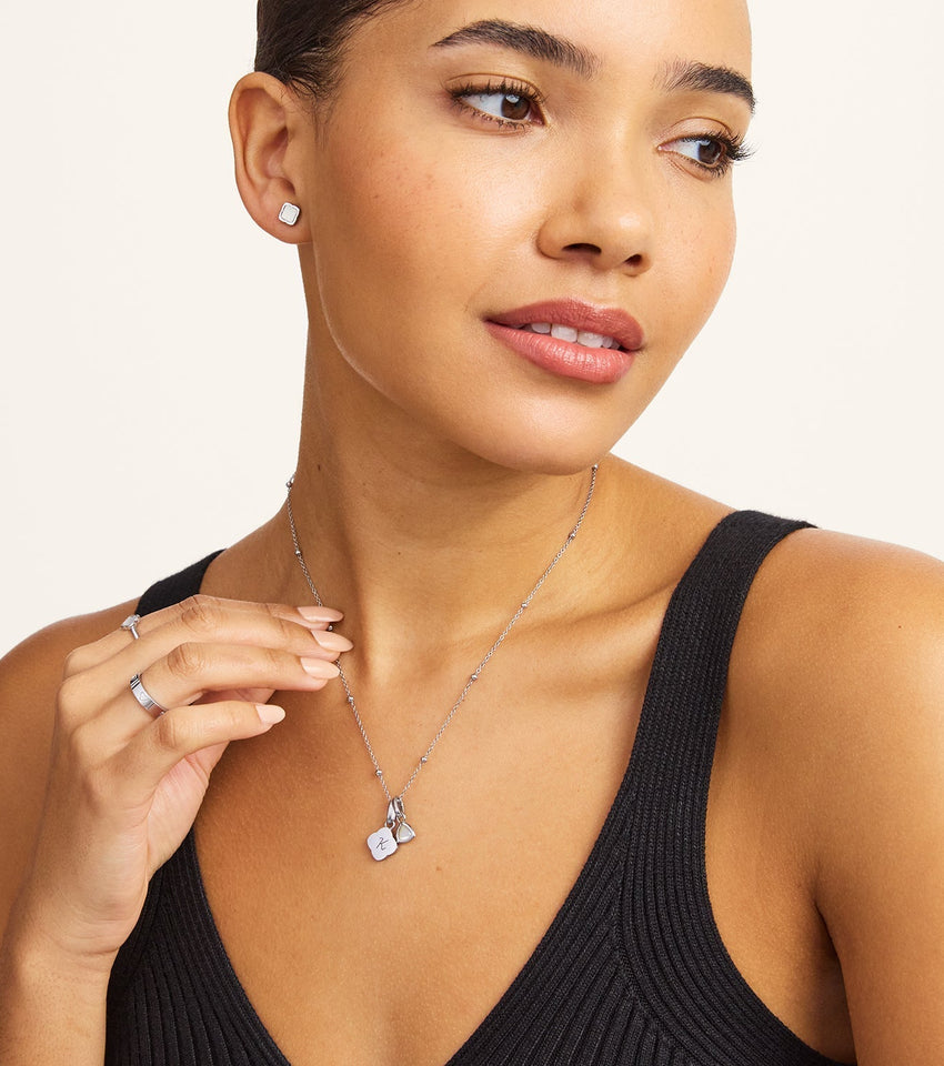 Engravable Clover & Birthstone Necklace (Silver)