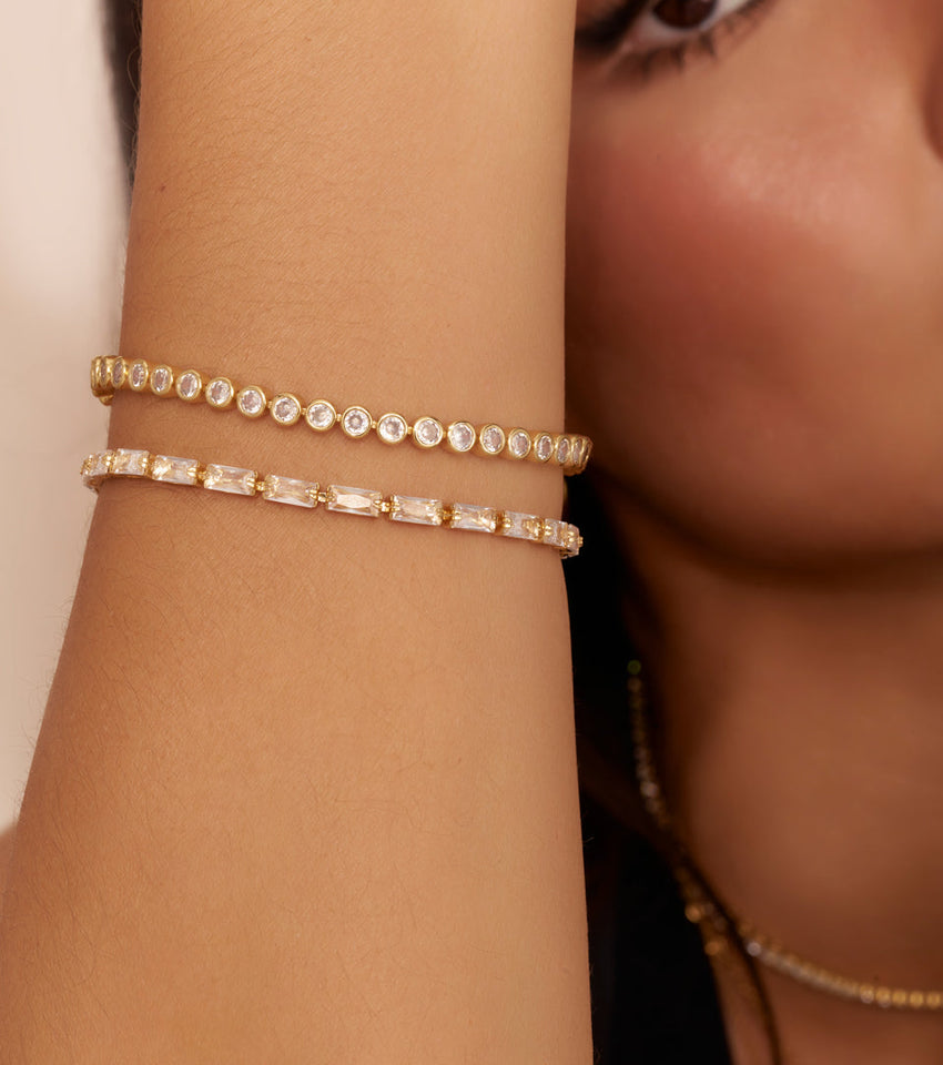 14kt gold thin baguette tennis bracelet | Luna Skye