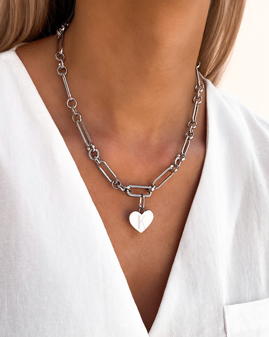 Hammered heart on t bar necklace | Annie Smith