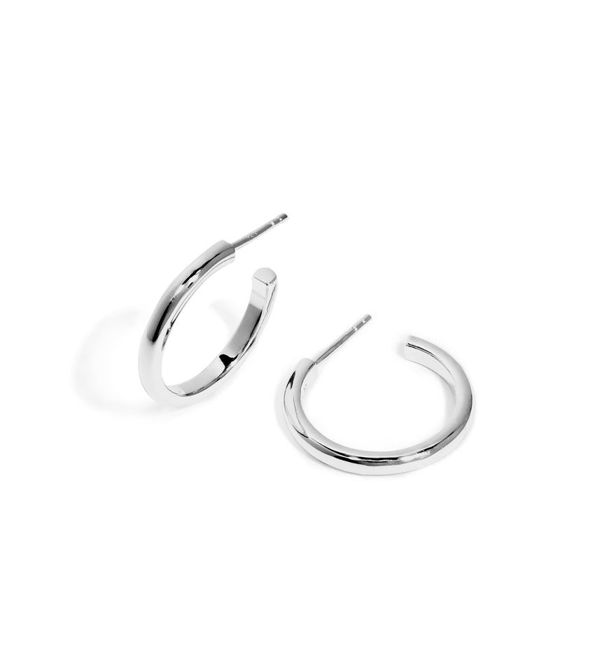 Sterling Silver Classic Hoop Earrings (Silver)
