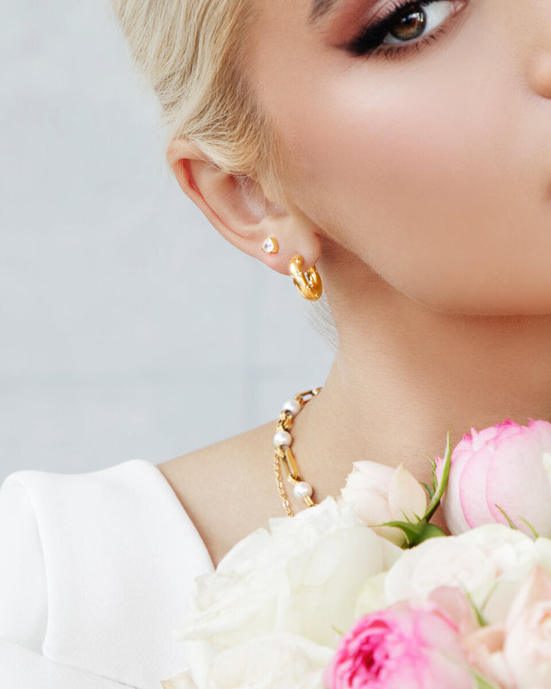 925 Sterling Silver Crystal Stud Earrings (Gold)