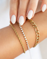 Medium Figaro Chain Bracelet (Gold)
