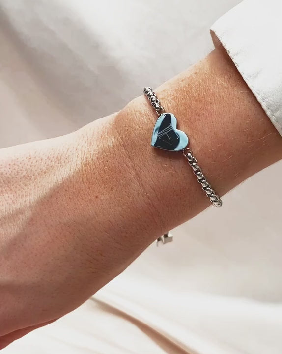 Elsa Peretti® Open Heart bracelet in sterling silver, medium.| Tiffany & Co.