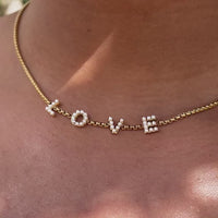 Pearl Custom Name Necklace (Gold)